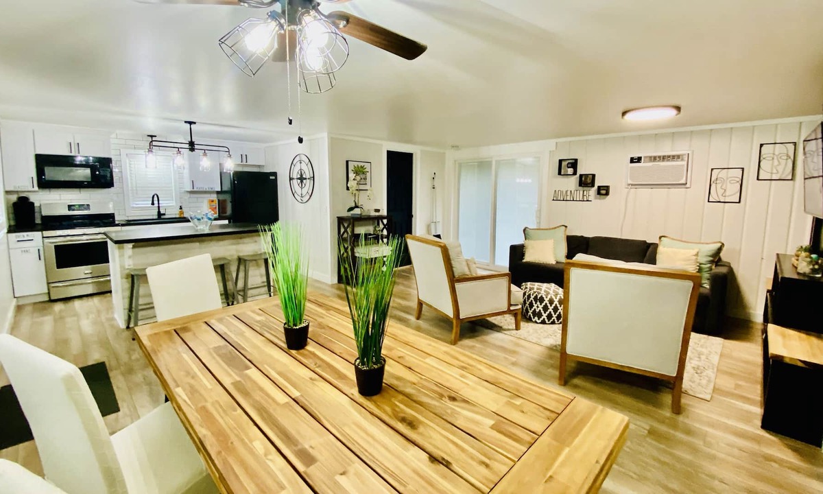 St. Helen House | Clean, Comfortable & Convenient Cabin, Close to ORV Trails, Beach & Restaurants