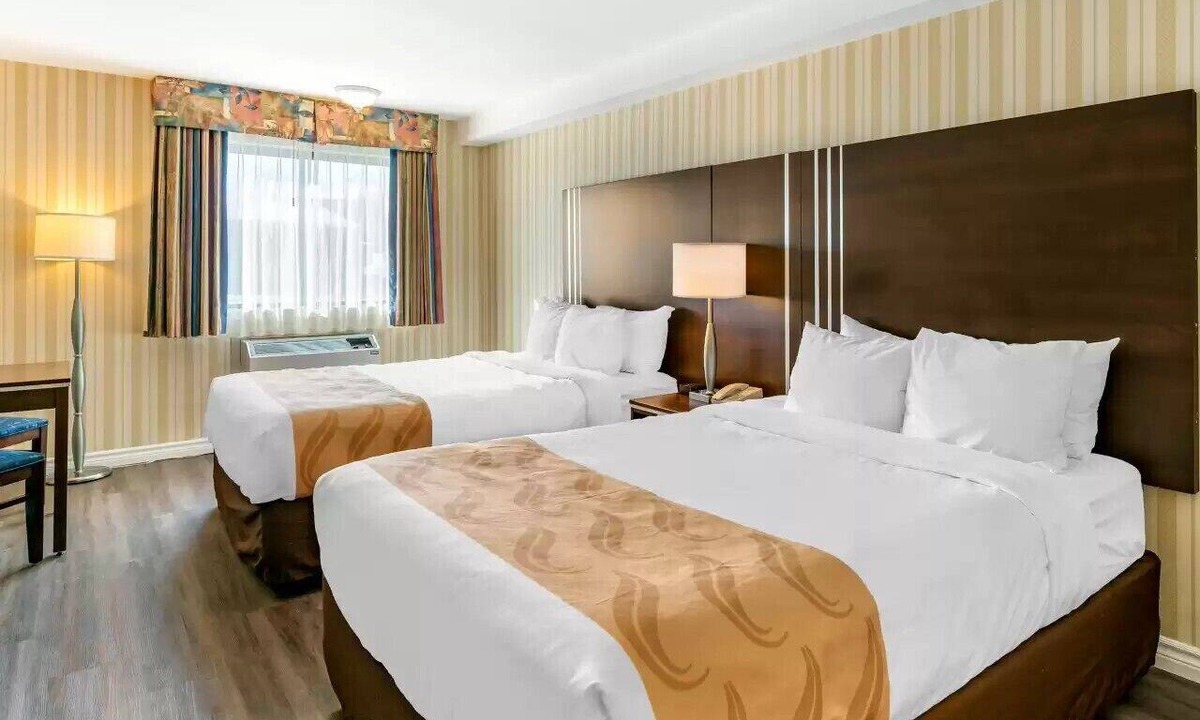Sherbrooke Hotel | Quality Hotel & Suites