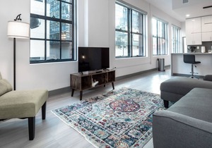 Beautiful Modern Condo - Heart of Business District 401 in Cincinnati