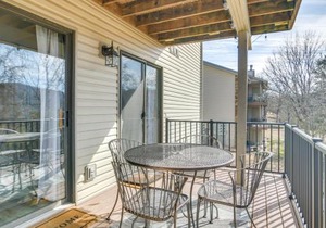 Branson Family Condo Golf, Relax and Swim! in Branson