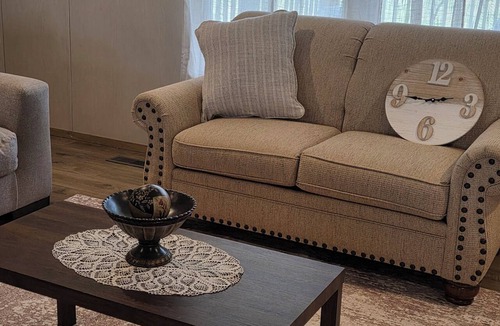 Jay House | 5-bedroom mobile home, 5 miles to Grand Lake. Close to Disney OK Rock Crawling