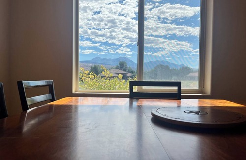 Moab South Valley House | 8A1 Best Views, Shared Pool & Hot Tub, Private Patio and Garage