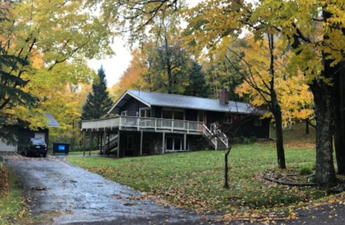 Hermantown Apartment | Beautiful, private vacation space. Cabin feel right outside the city!
