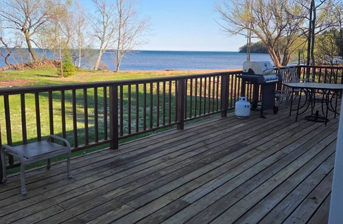 Bayfield Cabin | Cabin 4/Cozy 2-bedroom cabin in peaceful Bayfield with AC