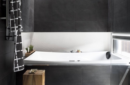 Hepburn Cottage | Crowned Australia's No.1 Romantic Accommodation