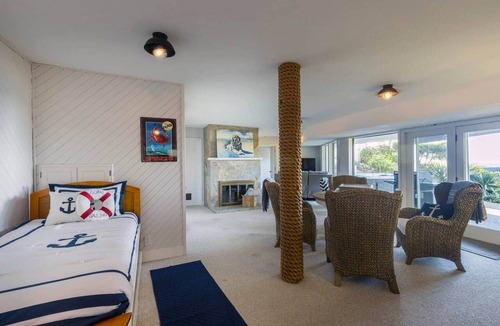 Newport House | Devon West