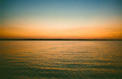 Houghton Lake Cabin | Dockside Flat 1