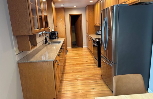 Bettendorf House | Fabulous 5-bedroom house in quiet neighborhood 5 minutes from TBK sports complex