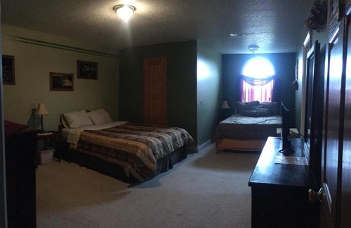 Odon Bed & Breakfast | Green Gables Bed & Breakfast