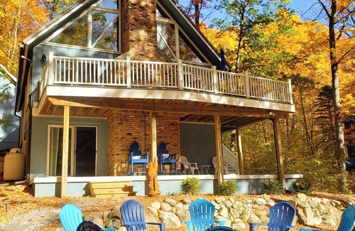 Bellaire Ski Chalet | Hilltop Hideaway Chalet UpNorth Shanty Creek, 3 Kings+Game Room+Firepit+Golf+Ski