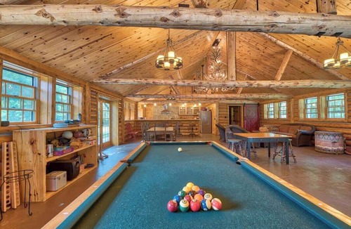 Levering Cabin | Lakefront Cabin w/Private Beach & Pet-Friendly