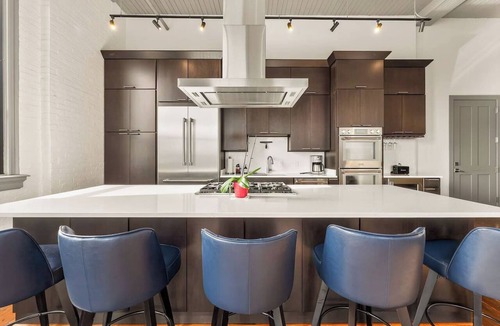 Over-the-Rhine House | Luxury 6BR Retreat w Rooftop Deck at TQL Stadium