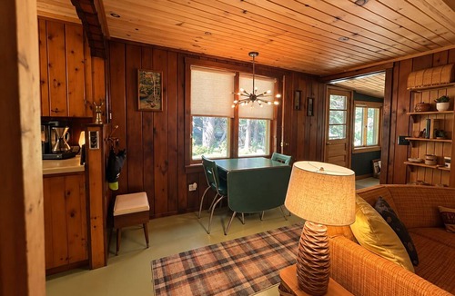 Indian River Cabin | Midcentury Cabin on the Sturgeon River