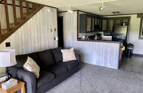 Upson House | Mineshaft Chalets Side #2