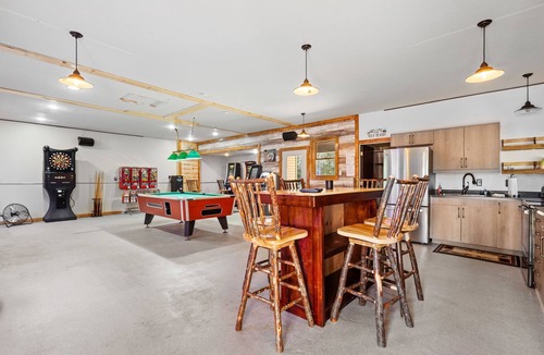 Conover Cabin | Modern dog-friendly cabin with hot tub, gas fireplace, patio, grill, & washer/dr