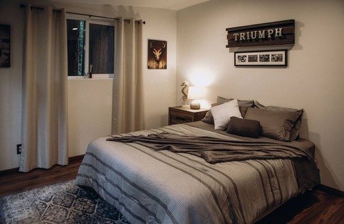 Boulder Creek Cabin | Mountain cabin w/king suite in the Redwoods of the Santa Cruz Mountains