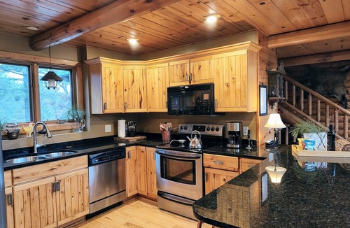 Mauston Cabin | Northwoods retreat: walking distance to the Castle Rock Lake.