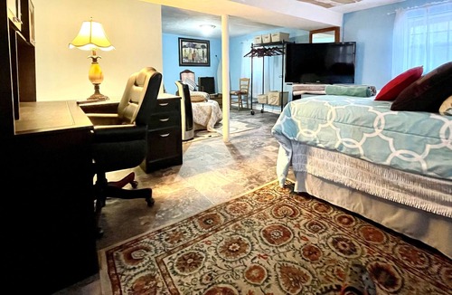 Radcliff Apartment | Perfect getaway and 4 minutes to Fort KnoxQuiet, safe with a beautiful garden