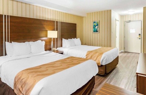 Sherbrooke Hotel | Quality Hotel & Suites