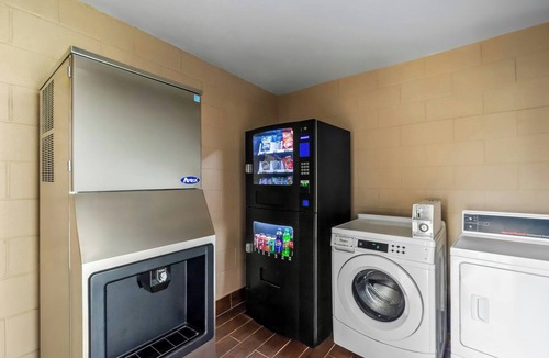Radcliff Hotel | Red Roof Inn Radcliff - Fort Knox
