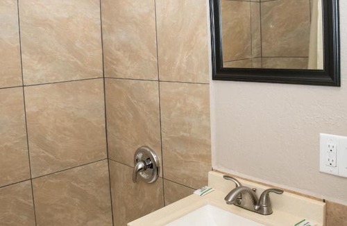 Springfield Hotel | Regency Inn