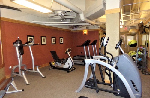 River Run Condo | River Run Village | Walk to Gondola | Pool + Hot Tubs | Deluxe 2BR