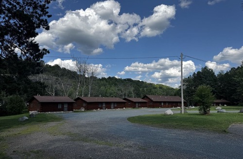 Crystal Falls Cabin | Riverfront Cabin #3.