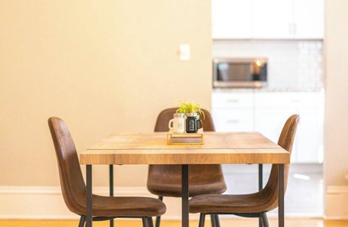 Corcoran House | Serenity place 2-bedroom home minutes from Minneapolis, AC, WiFi, pet friendly