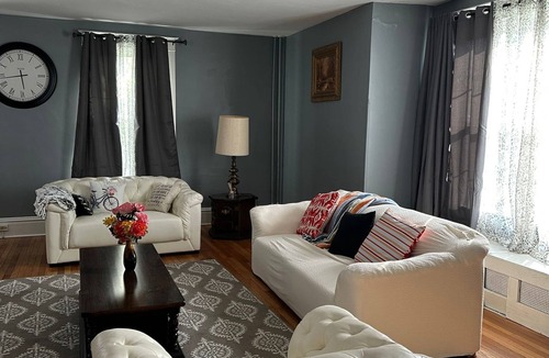 Hagerstown House | Spacious 5-Bedroom Home in Beautiful Hagerstown – Perfect for Families or Groups