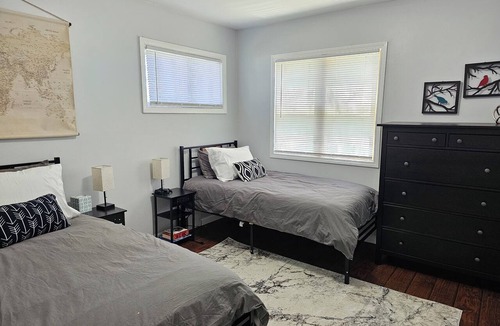 Whittaker House | Spacious 5-bedroom house in charming Ypsilanti with AC