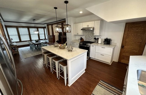 Cheboygan House | Spacious 5BR Walk to Main St
