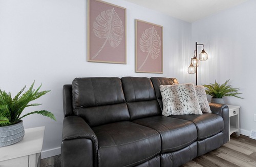 Allouez House | Very spacious, clean and tastefully remodeled home