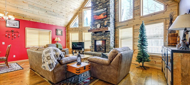 < 1 Mi to Brian Head Resort: Spacious Cabin! in Brian Head