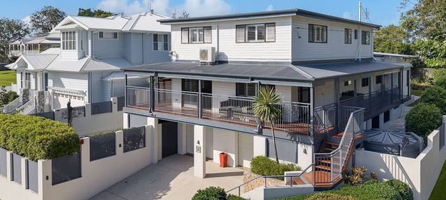 15 Derby Road Moffat Beach in Moffat Beach