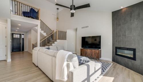 2 Mi to Notre Dame: Spacious Home w/Private Yard in Roseland