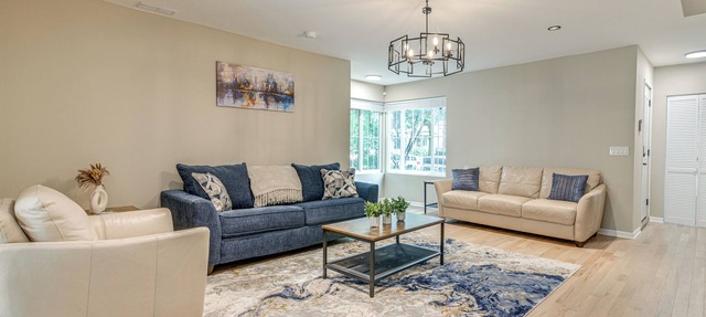 2 Mi to South Shore Beach: Urban Retreat w/Yard in Chicago