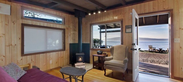 2BR Classic+ Beachfront Cabin on world class west-facing beach! in Eastsound
