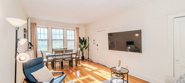 2min->Coolidge&GreenT/King Bed/Full Kitchen/Arcade in Brookline