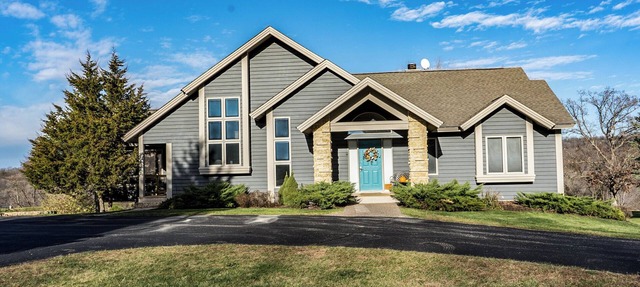 3 Bedroom, 3 1/2 bath house in The Galena Territory. in Galena
