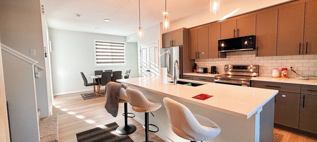 3 bedroom + office full house in the heart of Southfork Leduc in Leduc