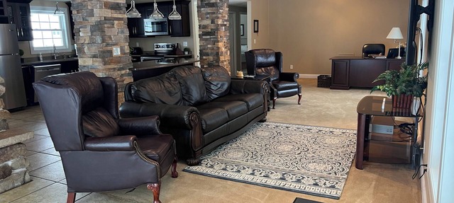 5-Bedroom Luxury Lake Home W/600' with Pure Sand Swimming & 2.5Acre Private Lot in Phillips