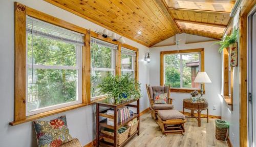 7 Mi to Eldorado Marsh: Family Home w/Pool in Van Dyne