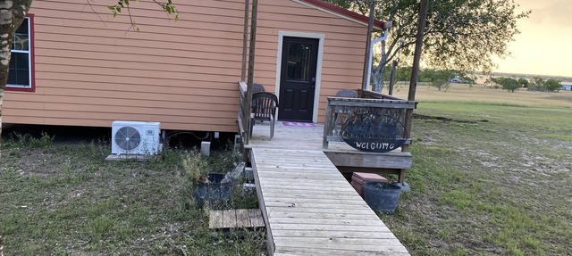 76 Acres with 2,500 feet of water front in Mathis
