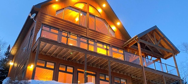 A chalet respecting the traditions in Les Éboulements