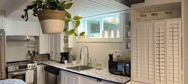 A Cozy Haven for Relaxation or Sports Enthusiasts in Sainte-Adèle
