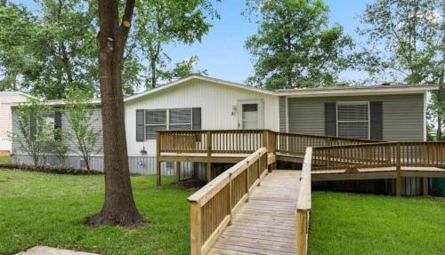Accessible 3BR Home Sleeps 12, Pet-Friendly, Near Lake Conroe in Conroe