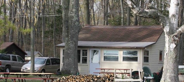 Affordable Family Fun on the Platte Lakes Van Hammen Cottage #2 in Honor