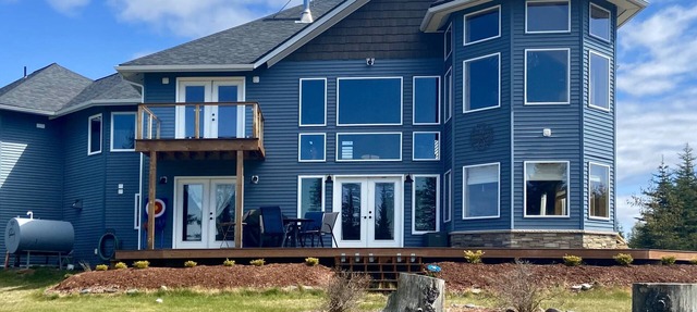 Alaskan Timberframe Retreat, Family-sized, Panoramic Views, Fire Pit & Privacy in Anchor Point