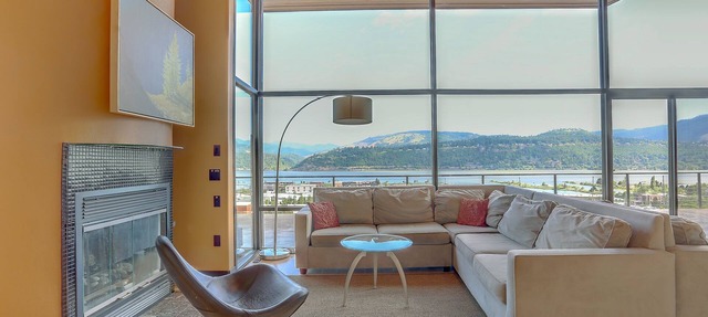 Alizes - Luxury, Flagship Best Gorge Views, Downtown, Theater Room, Exceptional in Hood River