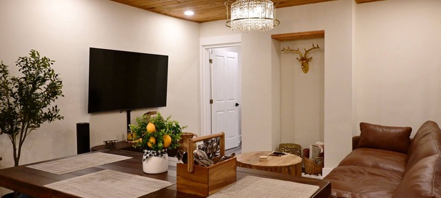 Alterra:Slees 8,Steps to Main St,Serene in Madison